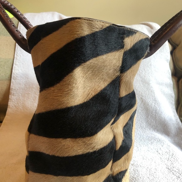 Leather/fur bag - Picture 2 of 7